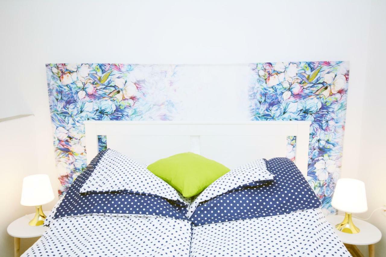 Lillybeth City Center Apartments Budapest Esterno foto