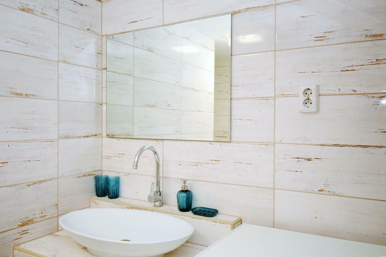 Lillybeth City Center Apartments Budapest Esterno foto